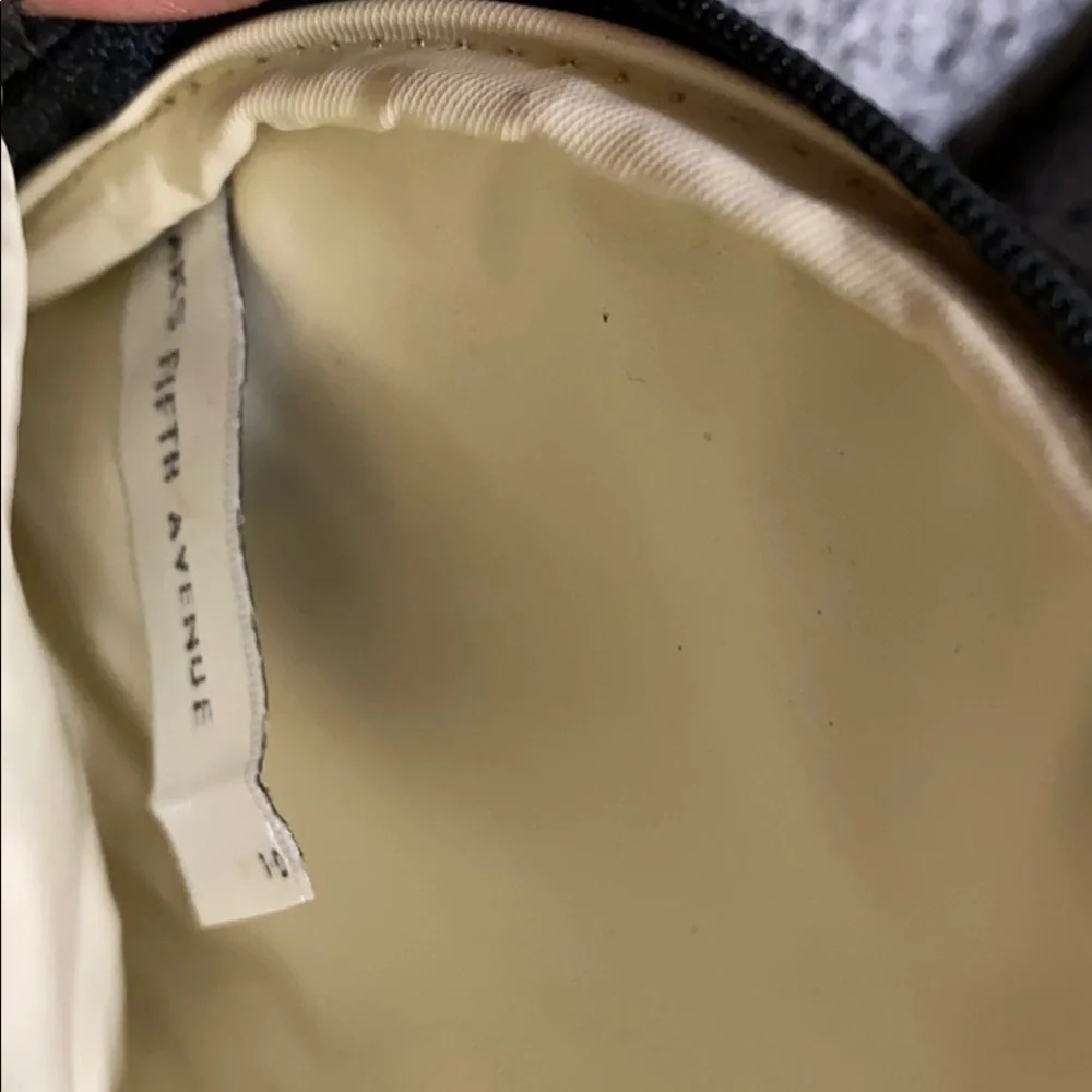 NWT Saks Fifth Avenue cosmetics pouch